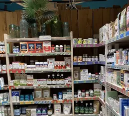 353-biocoop-chambonas-les-ptits-loubio-magasin-bio-cosmetique-naturel-complement-alimentaire-1.webp